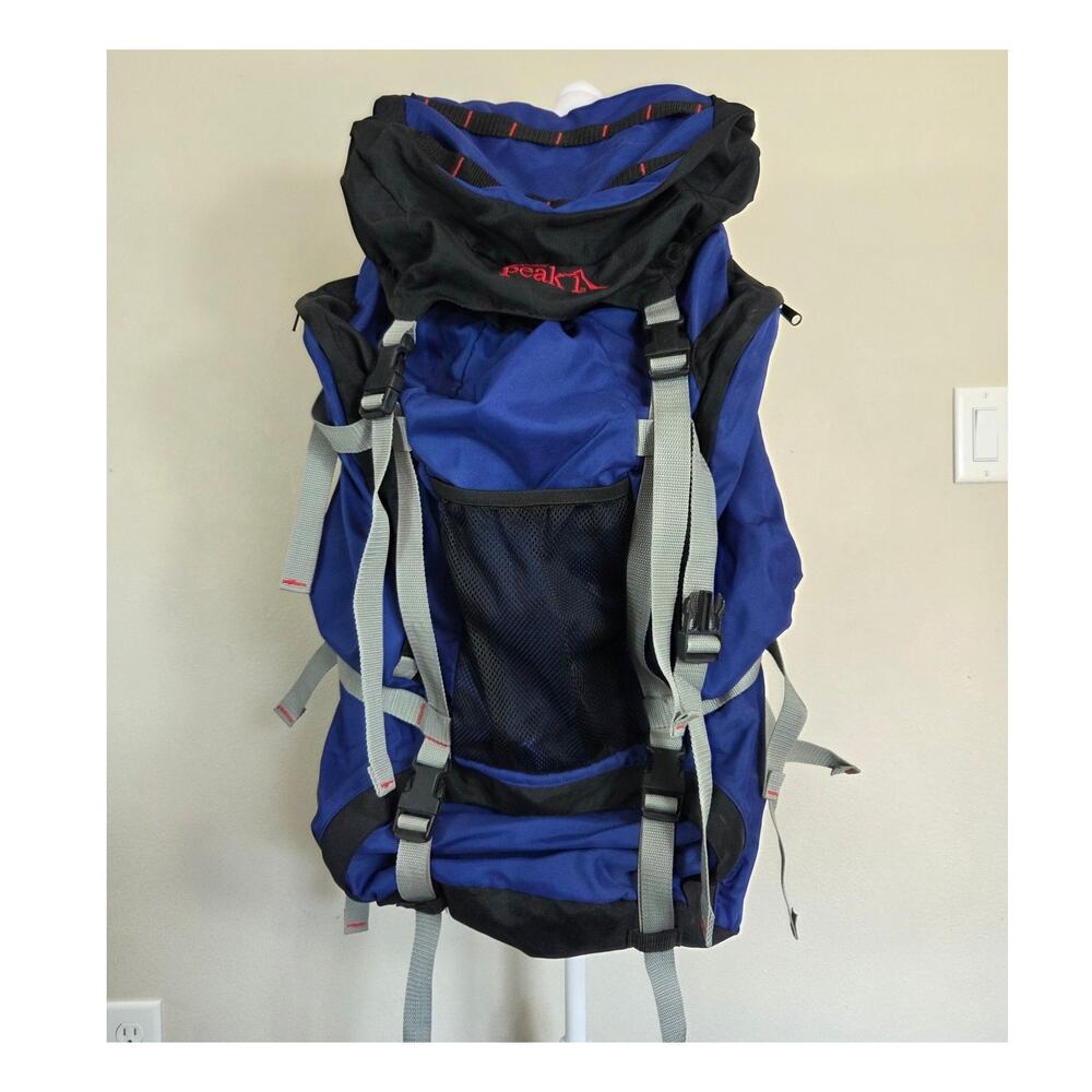Coleman Peak 1 Hiking Backpack Blue Black & Gray Medium Capacity